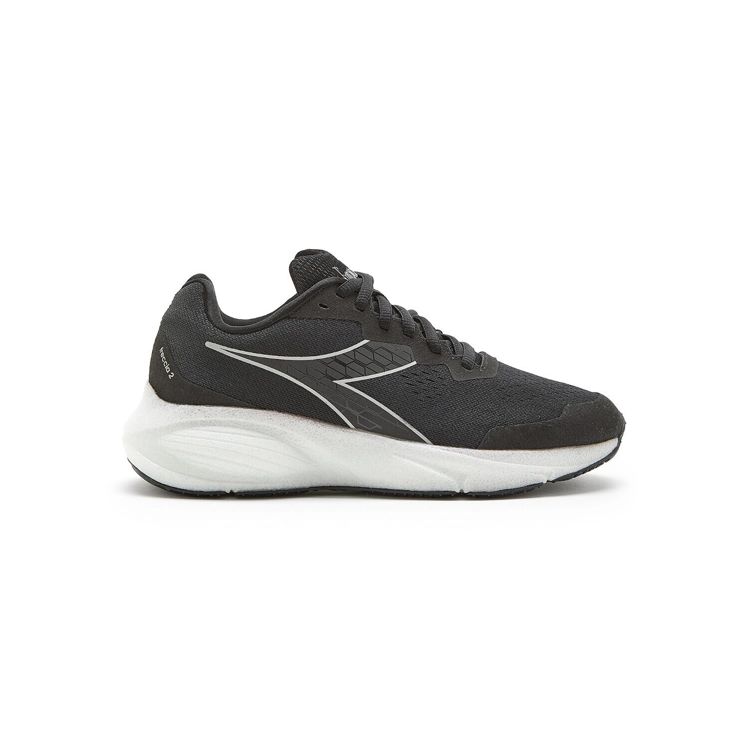 DIADORA picture