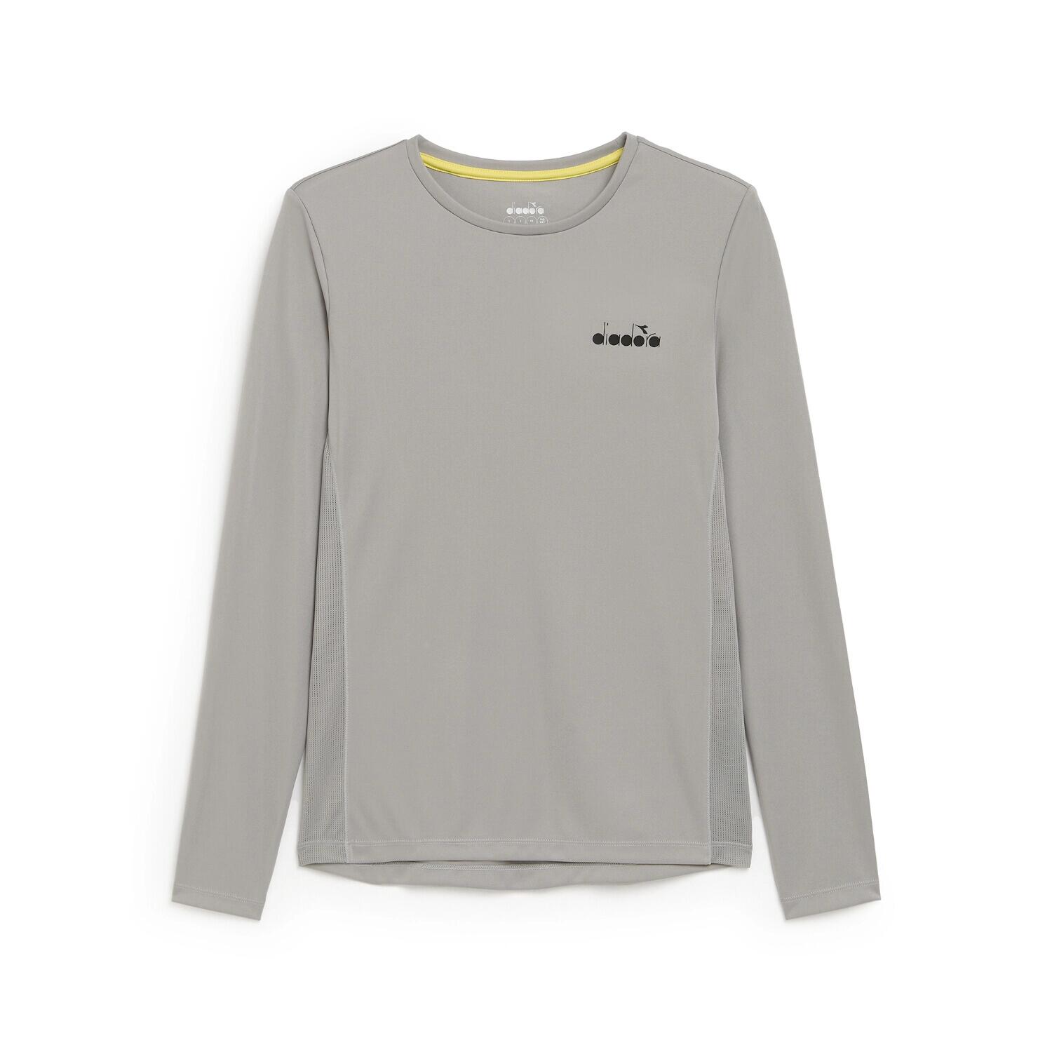 DIADORA picture