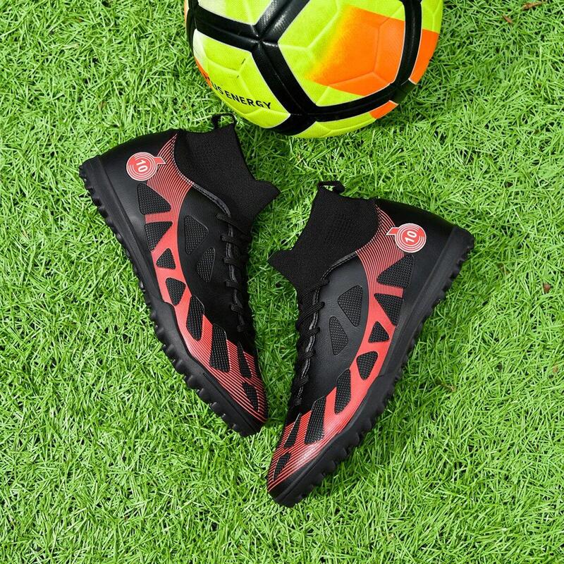 Ghete de fotbal MBrands, 8.2 cu glezna ,pentru teren sintetic, culoare negru