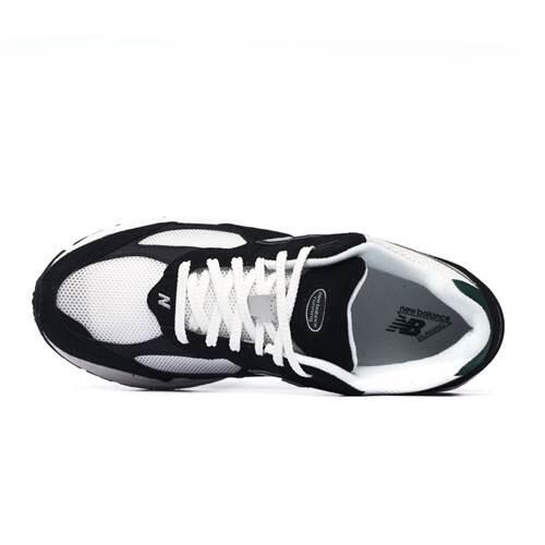 Chaussures Adultes New Balance 2002R noir 4/5