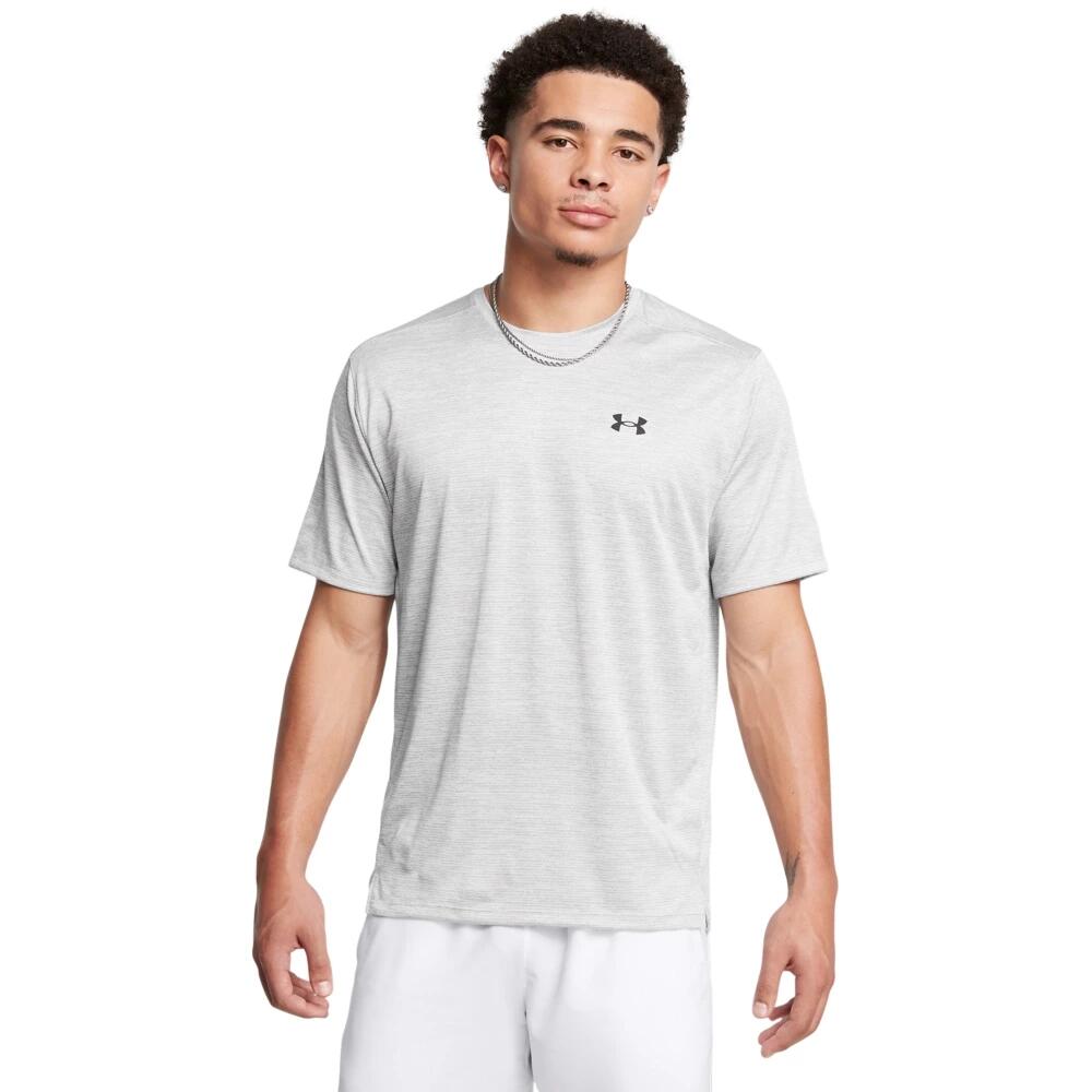 UNDER ARMOUR picture