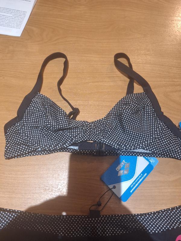 Entre Particuliers - Arena, ensemble de bikini, taille 36 3/5