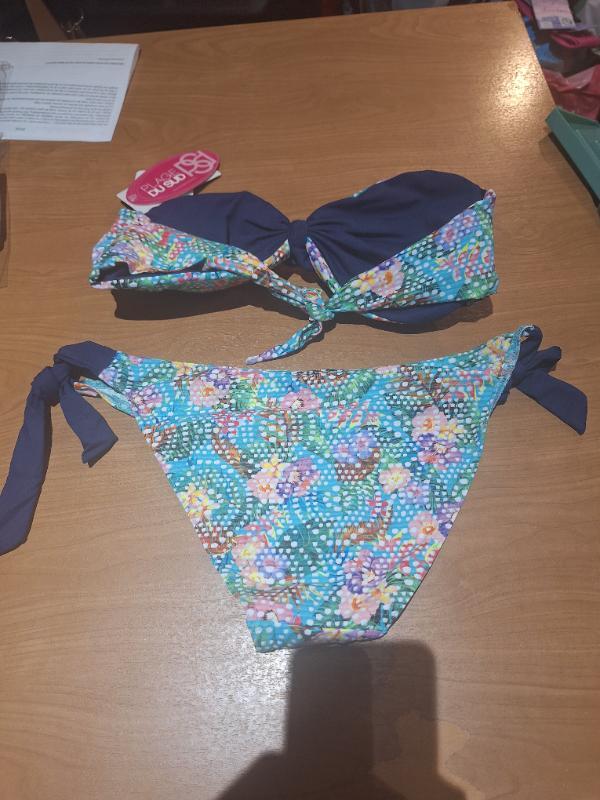 Tussen Particulieren - Plage du sud,bikini setje,maat xl 4/5