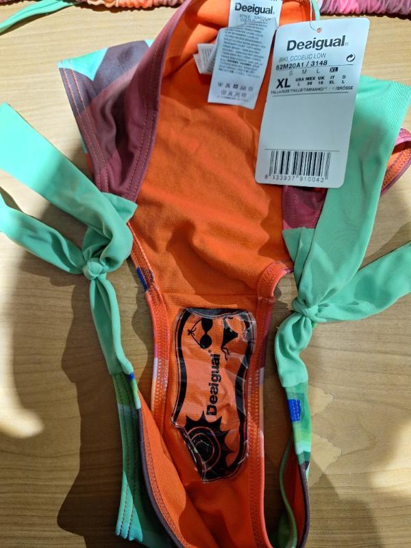 Tussen Particulieren - Desigual bikini set,maat xl 5/5