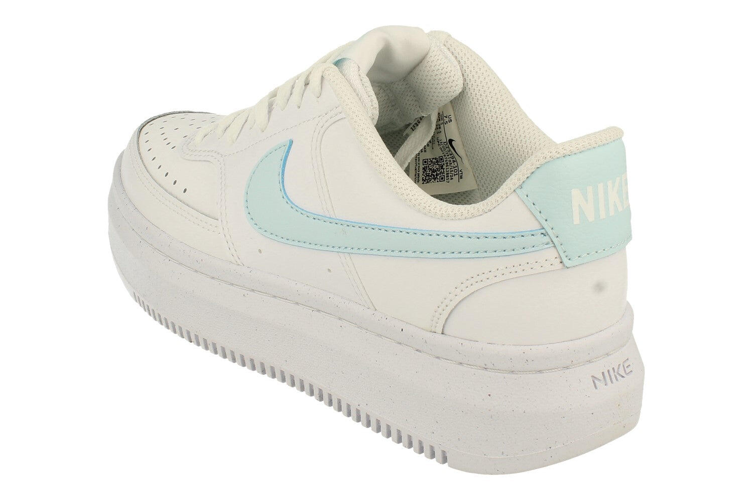 Zapatillas Nike modelo Court Vision Alta para mujer 2/5