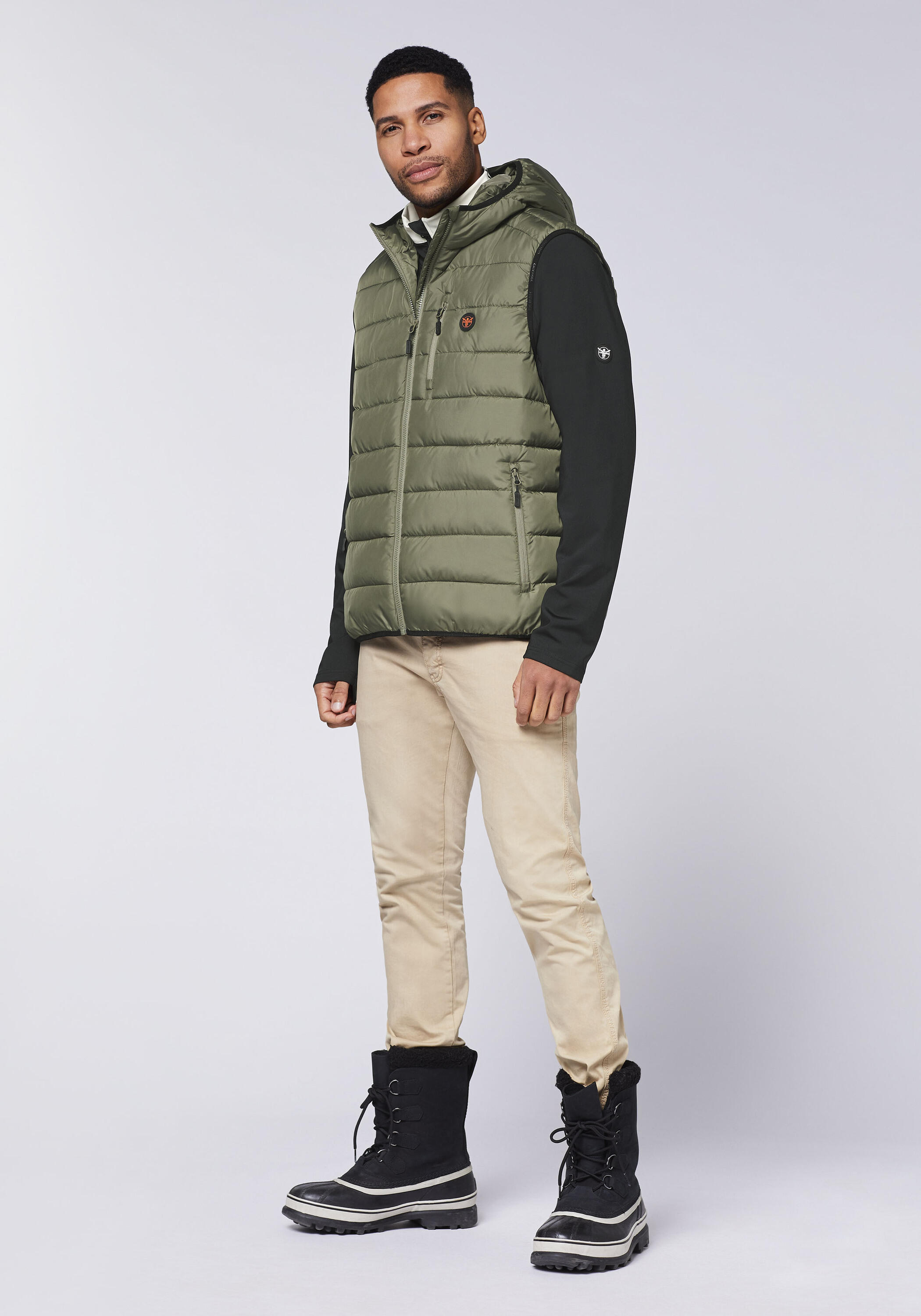 Weste im gesteppten Puffer-Design 6/7