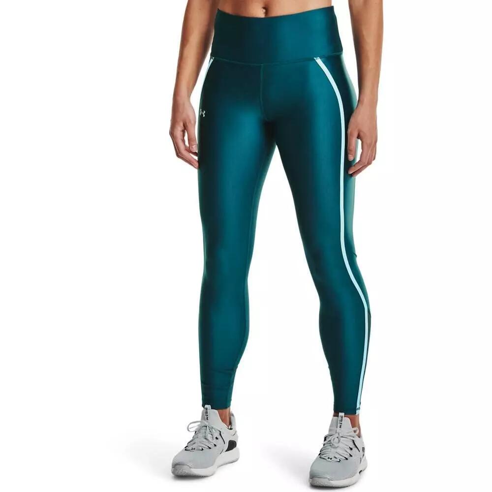 UNDER ARMOUR picture