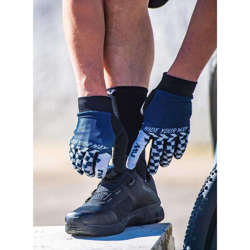 3a566cc2-2ccb-4b55-8a81-1e61b69d22b5_c8c251