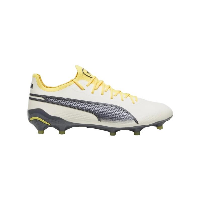 Puma King Ultimate FG/AG Mens Off White Football Boots | Decathlon