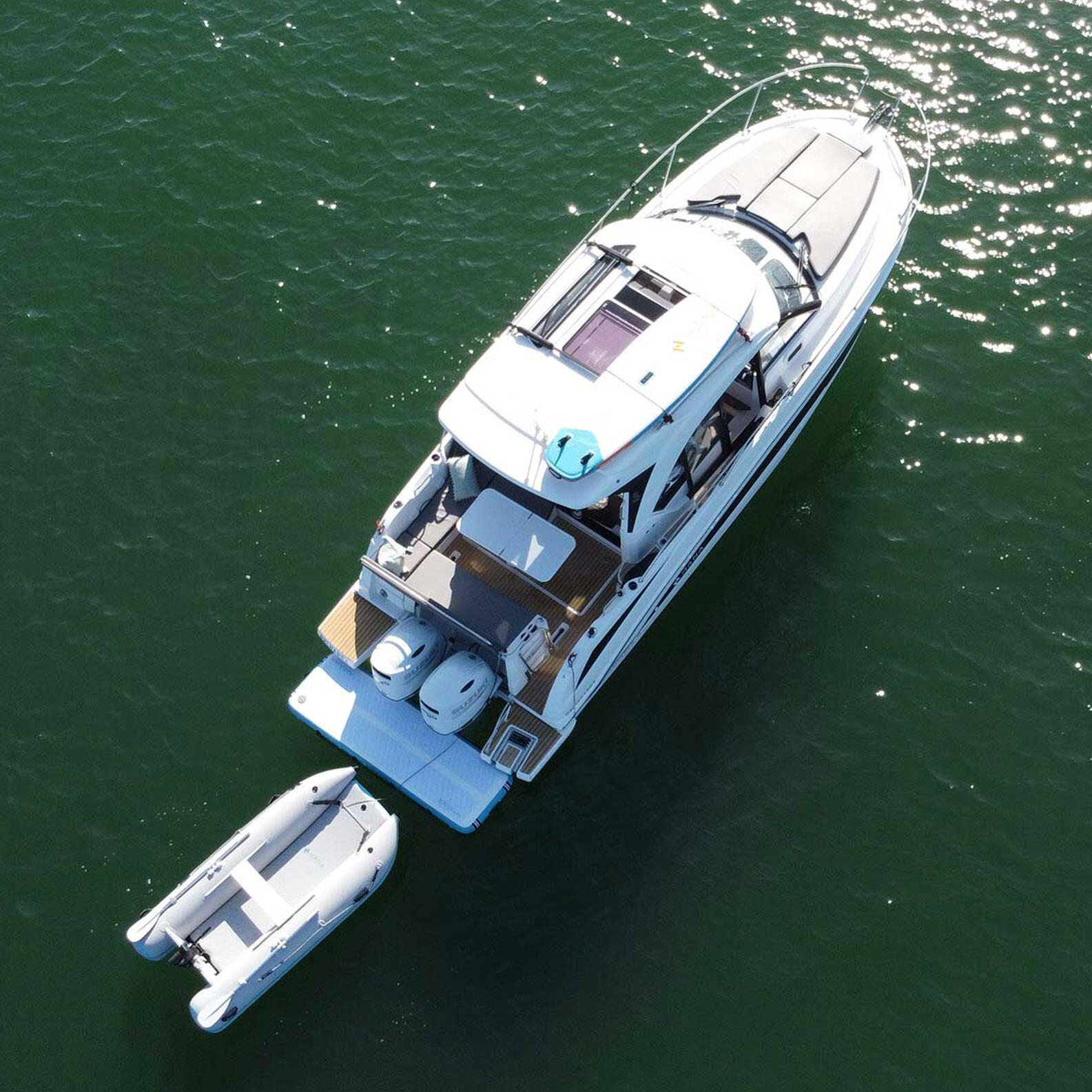 Manta Annexe catamaran 249 4/6
