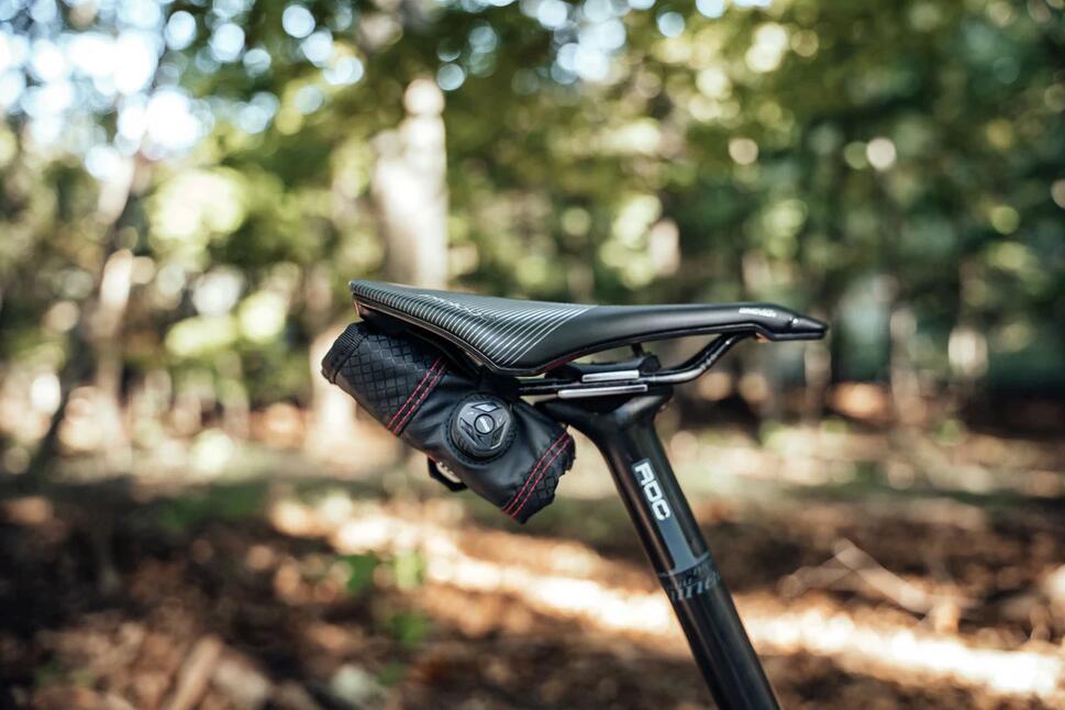 Torba/rolka podsidołowa XL KOM Cycling SR02