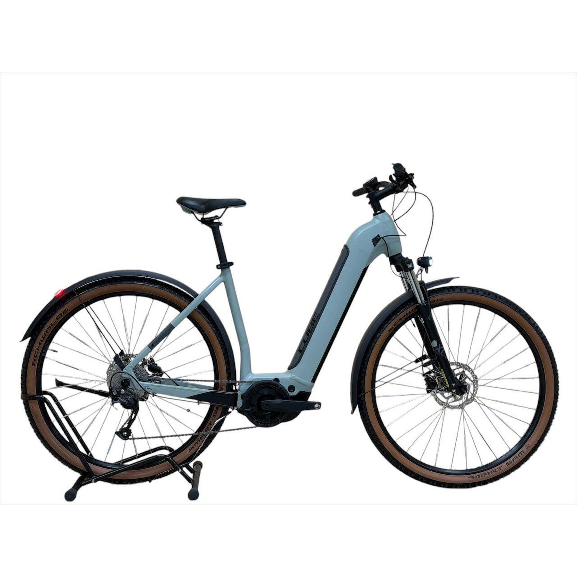 Segunda vida - bicicleta elétrica Cube Nuride Hybrid Performance 625 - Jak nowy