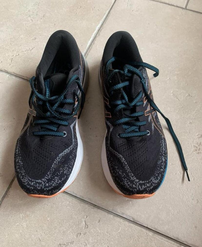 ASICS picture