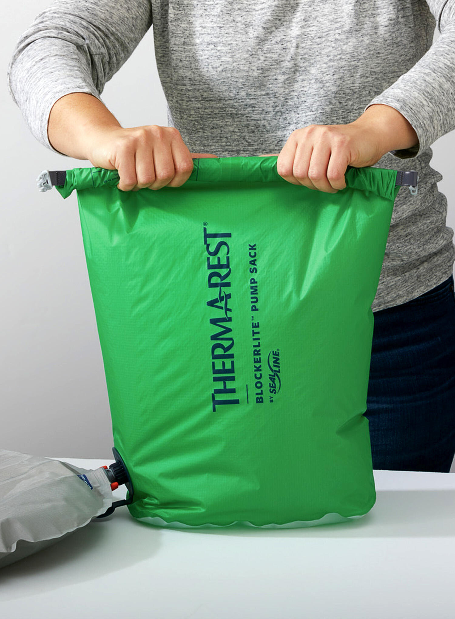 Sacco-pompa Therm-a-Rest BlockerLite 20 L Ultraleggero 2/4