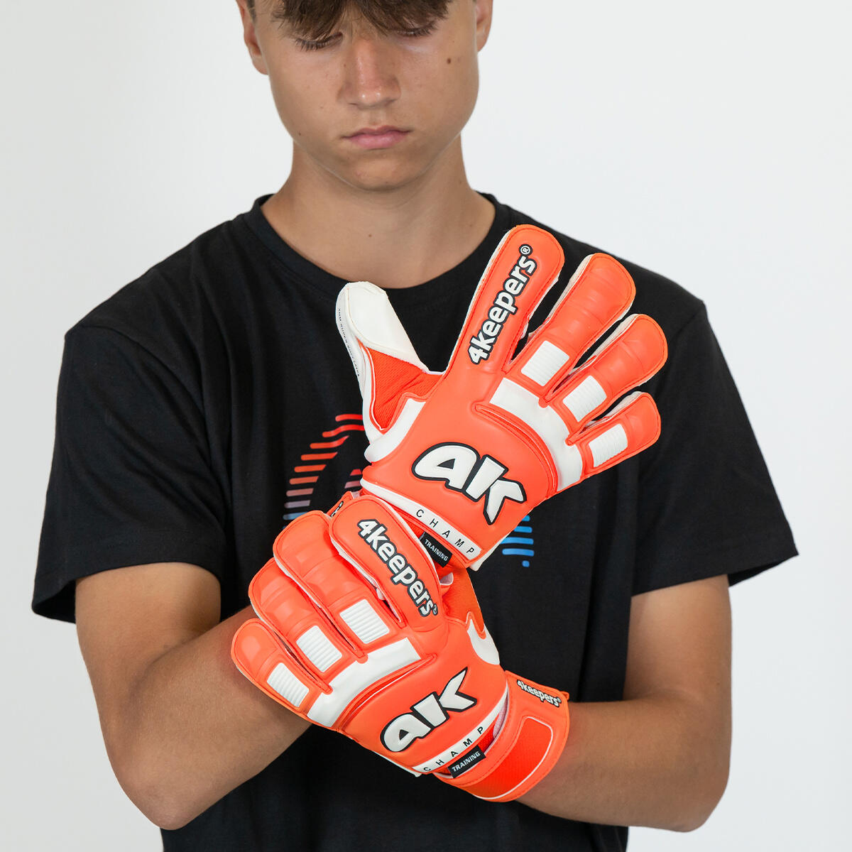Rękawice bramkarskie dla dzieci 4keepers CHAMP TRAINING VI RF2G 2.0 junior 3/7