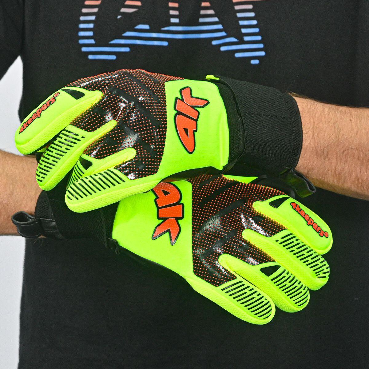 Rękawice bramkarskie męskie 4keepers ELITE VENOM NC 6/7