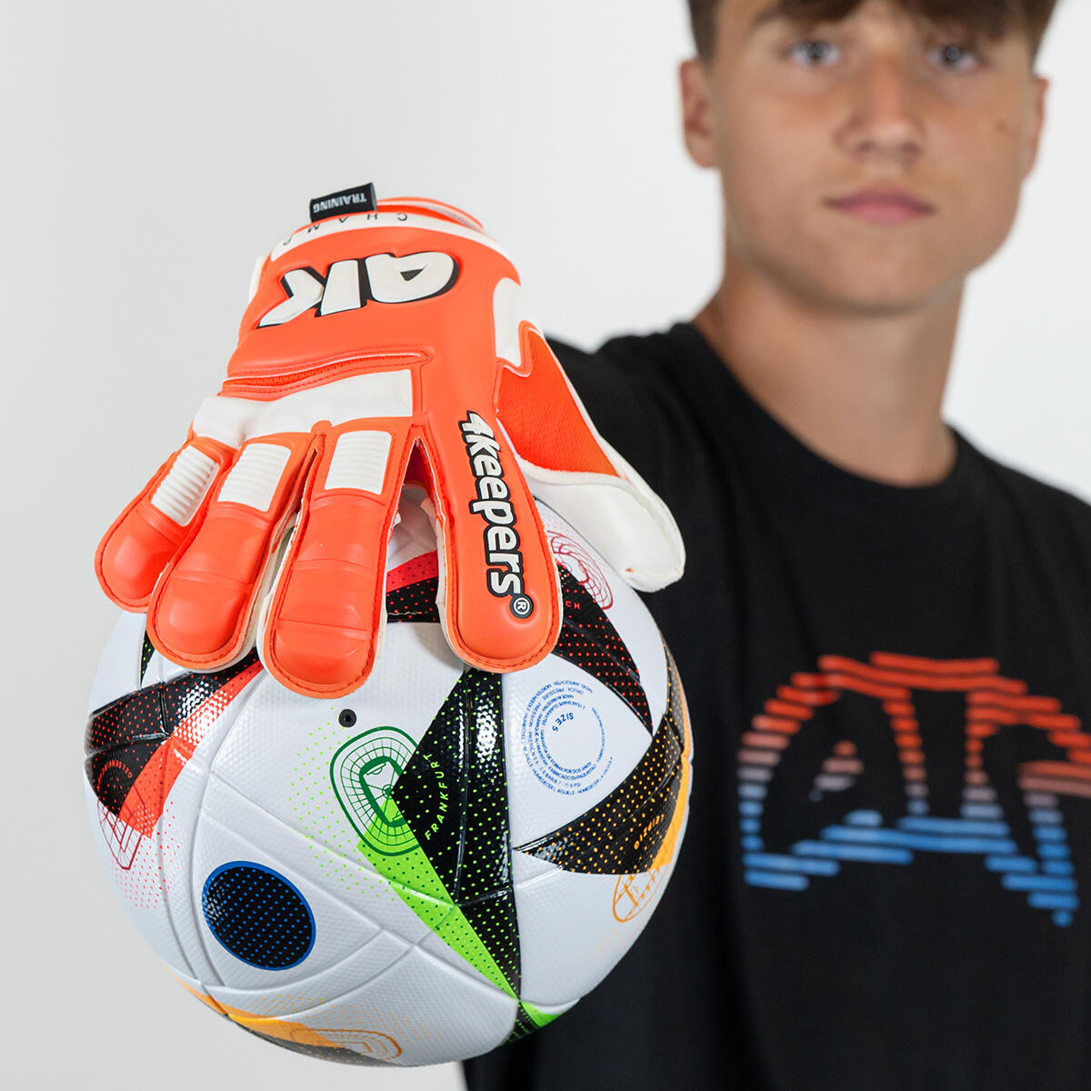 Rękawice bramkarskie dla dzieci 4keepers CHAMP TRAINING VI RF2G 2.0 junior 5/7