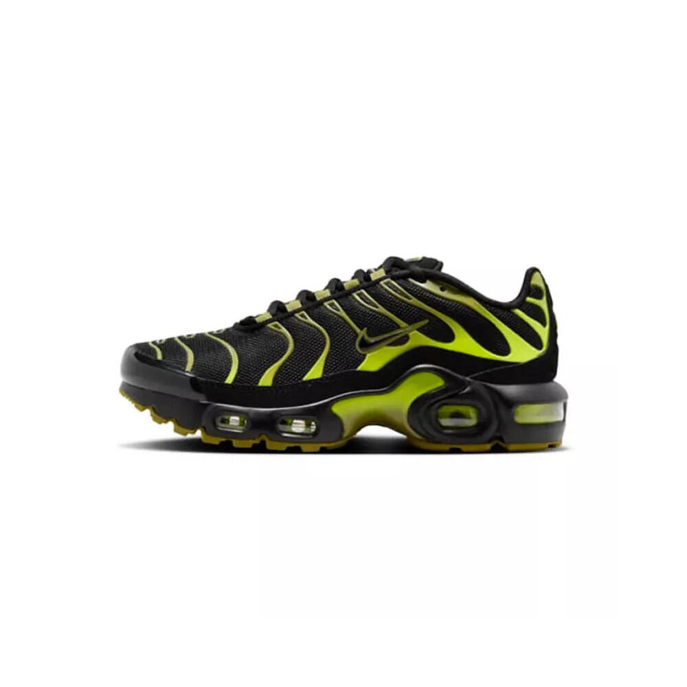 nike air max plus junior black