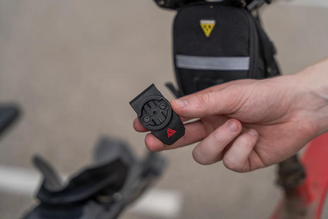 Uchwyt/klips do Garmin Varia/Wahoo do toreb podsiodłowych - KOM Cycling SBC01 3/7