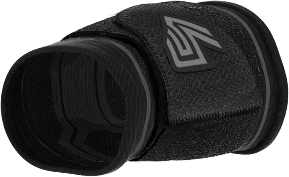 SHOCK DOCTOR Shock Doctor Wrist Sleeve Strap Support Black Compression Knit Recovery