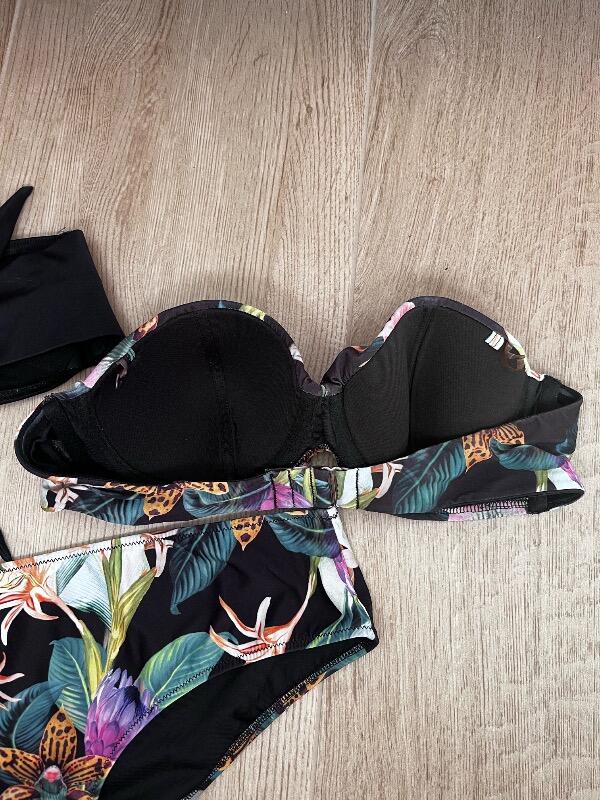 Entre Particuliers - Bikini 3/3