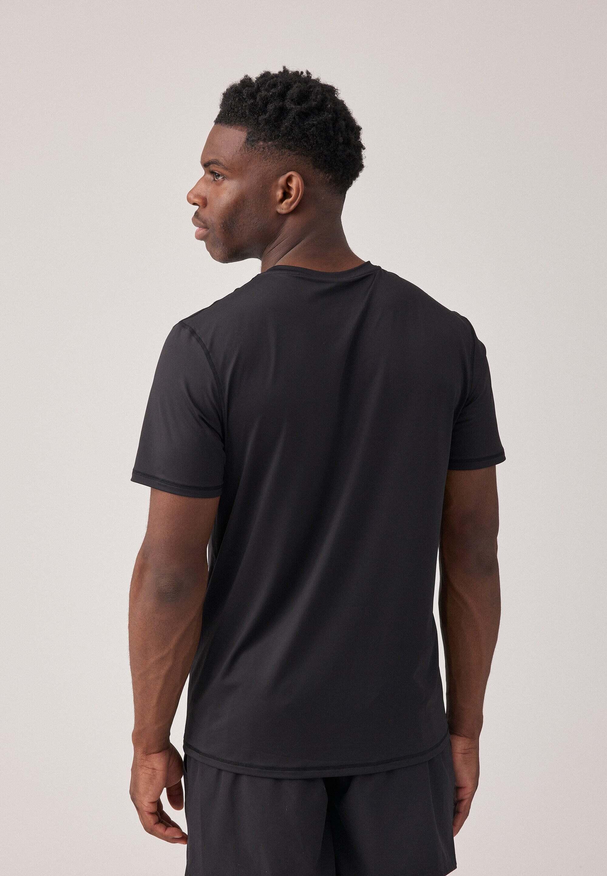 TRAININGSSHIRT MIT REFLEXSTREIFEN HERREN 5/7