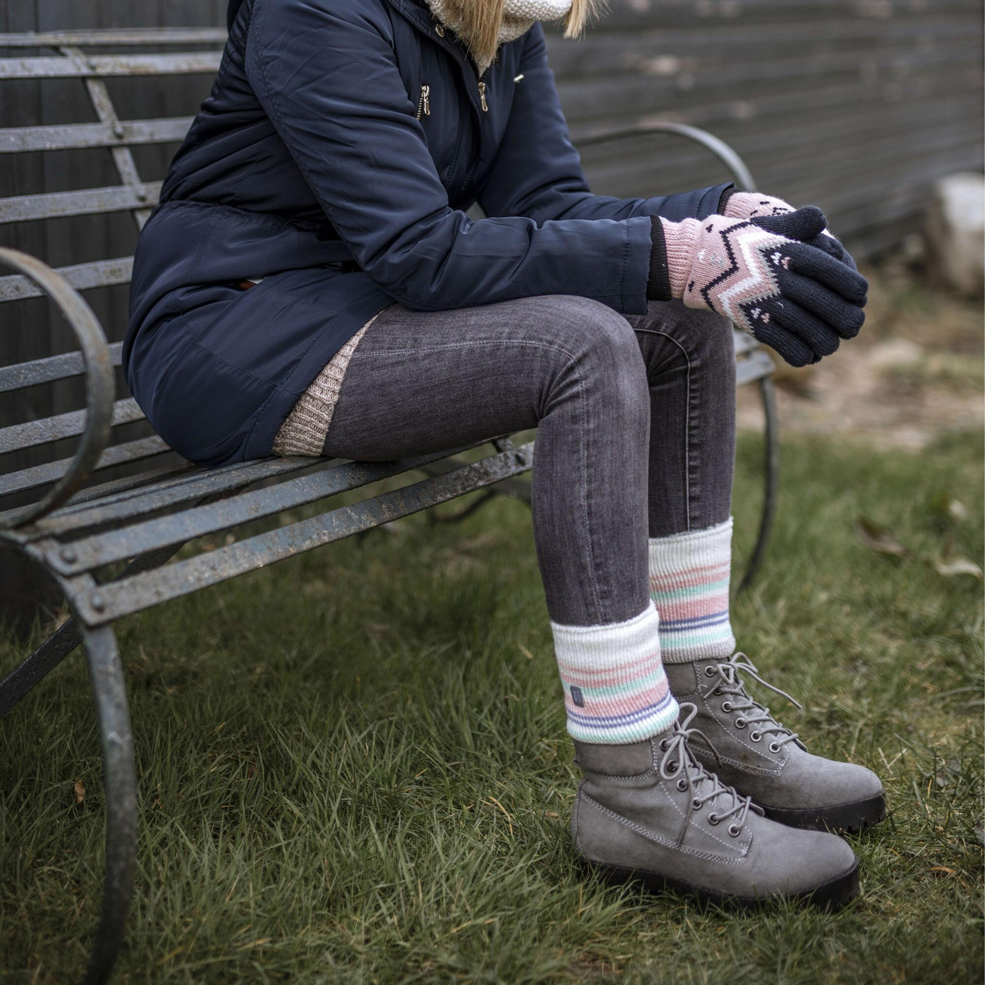 Ladies Twist Patterned Thick Winter Thermal Socks 3/6