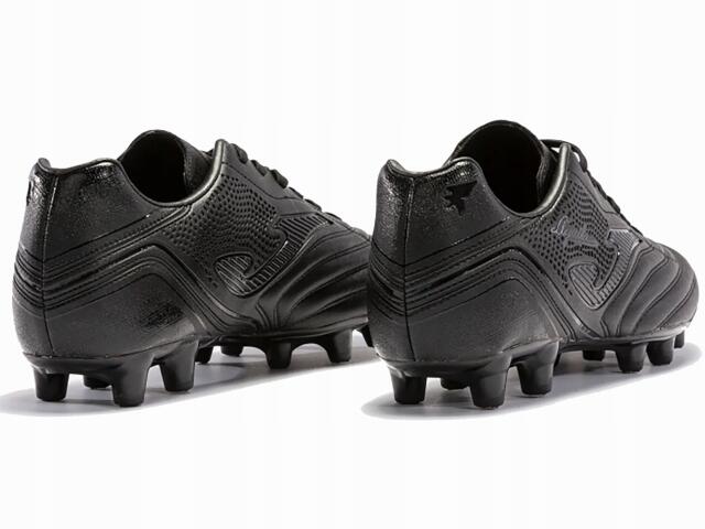 Scarpe da calcio Joma modello AGUS2321AG per uomini 6/7