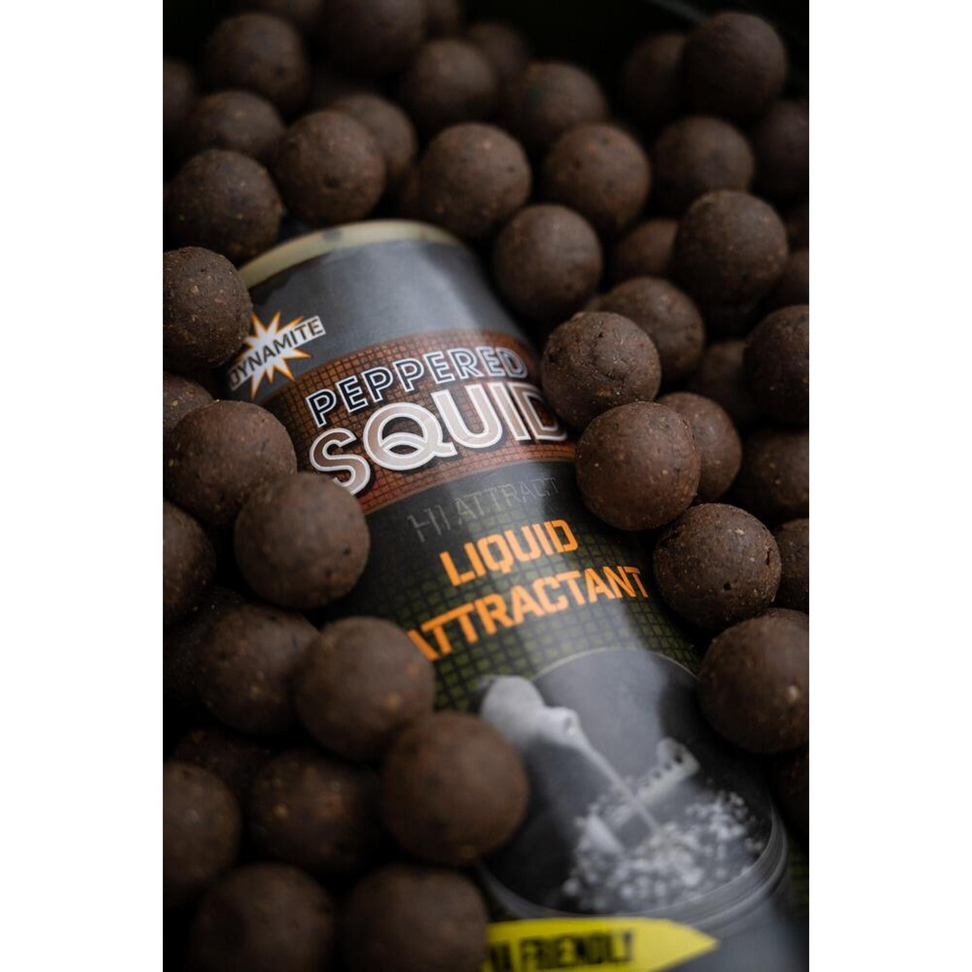 Liquid booster Dynamite Baits Peppered Squid Liquid 500 ml