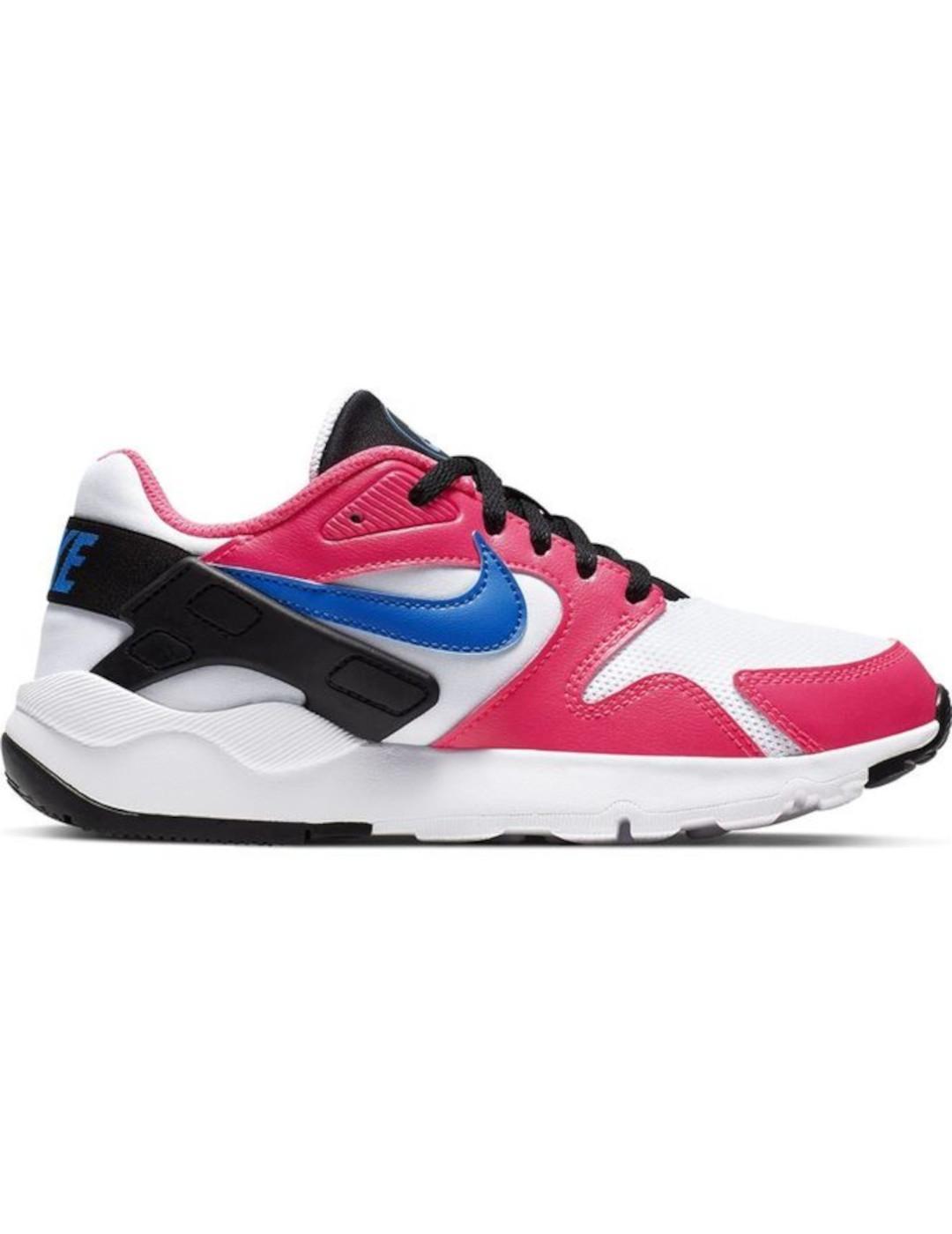 NIKE picture