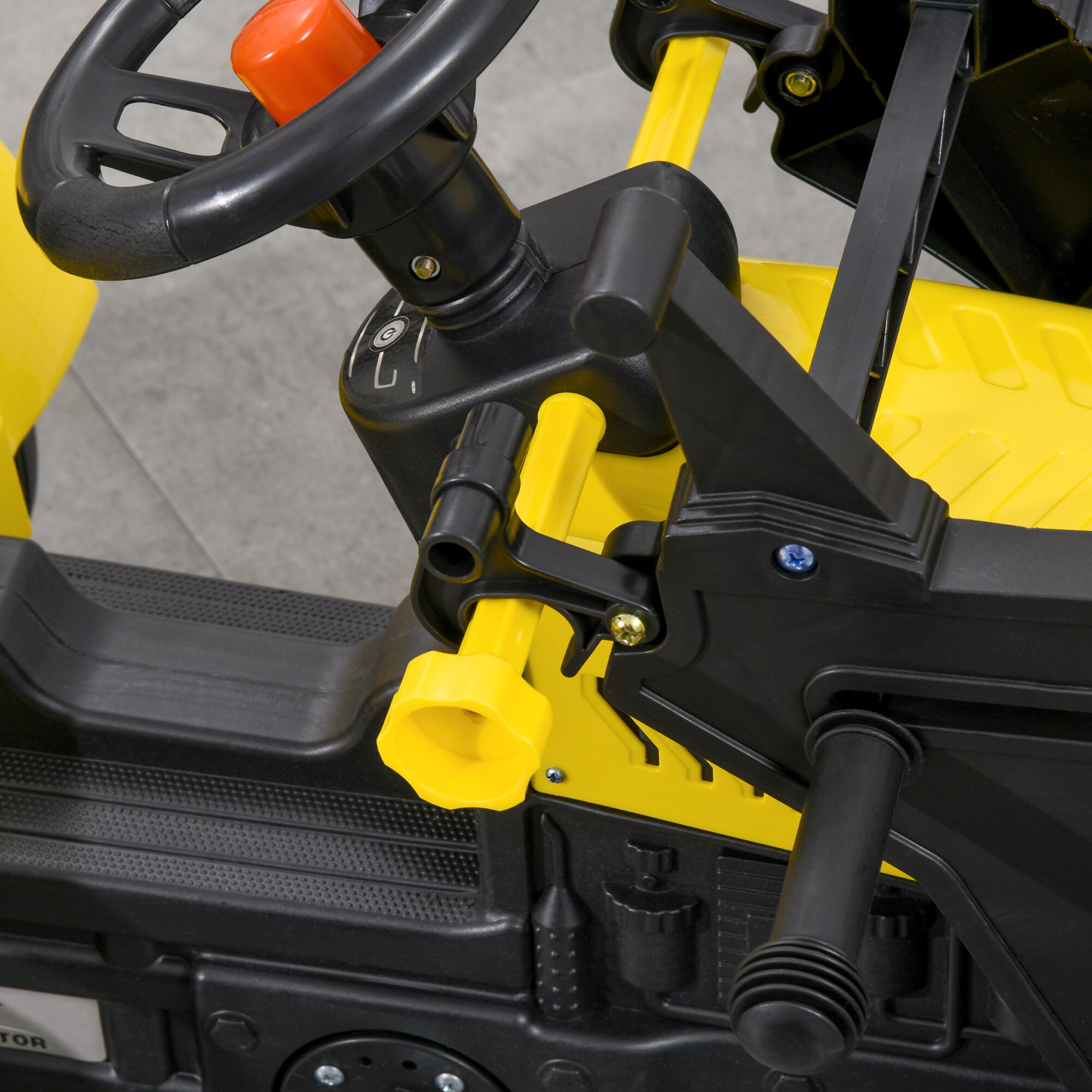 Trator a pedal para crianças 114x41x52 cm amarelo e preto HOMCOM 4/6
