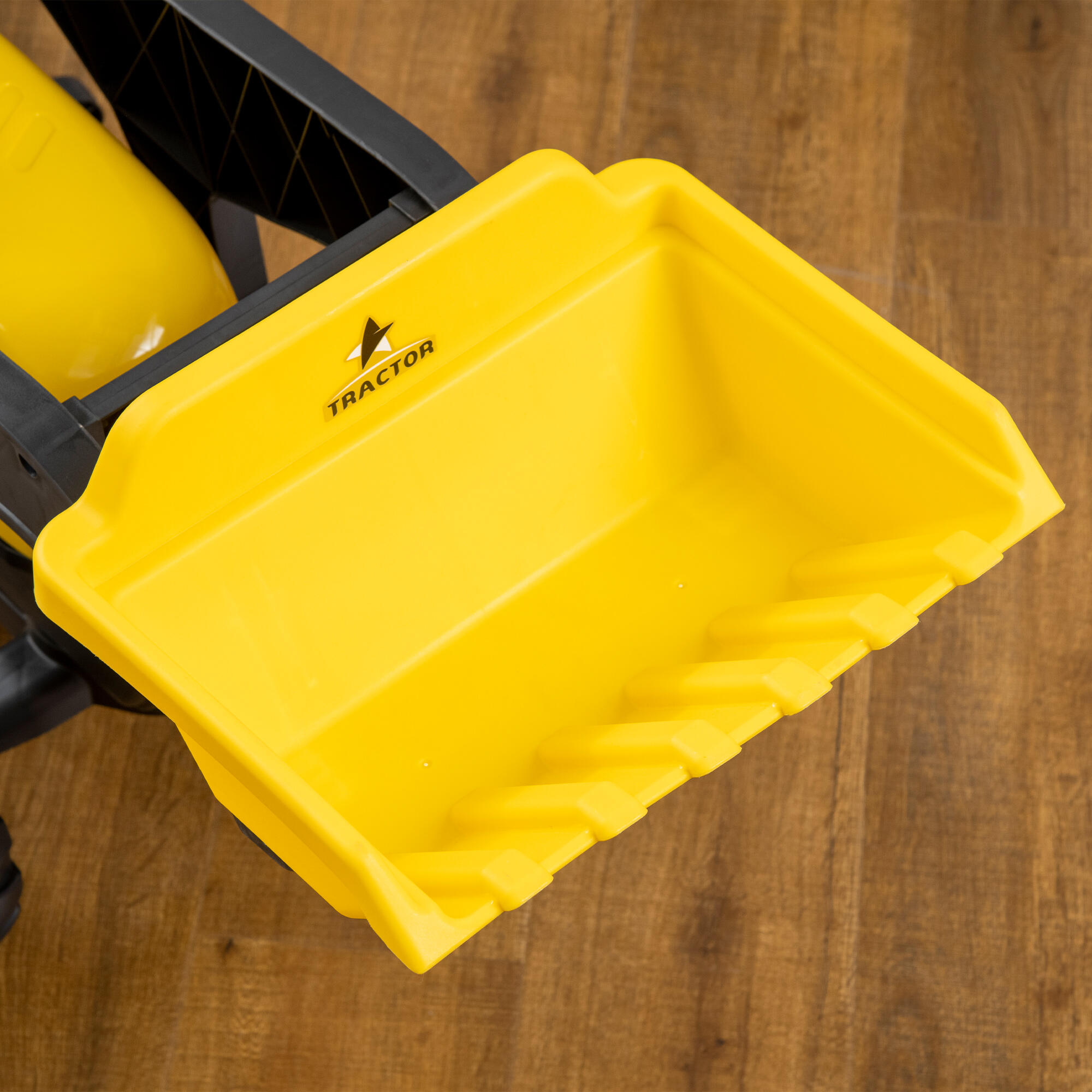 Trator a pedais para crianças 167x41x52 cm amarelo e preto HOMCOM 4/7