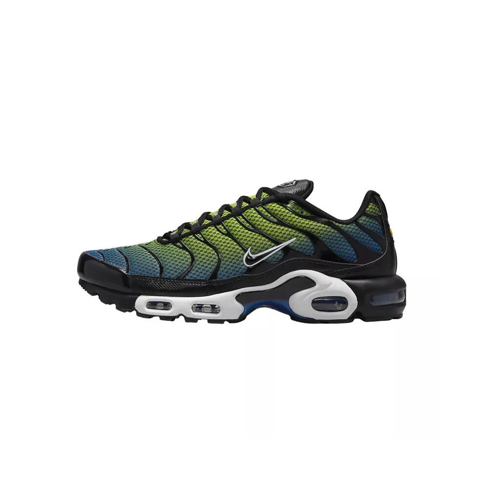 NIKE picture