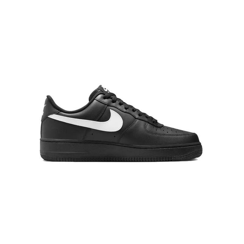 Încălțăminte universale bărbătești Nike Air Force 1 07