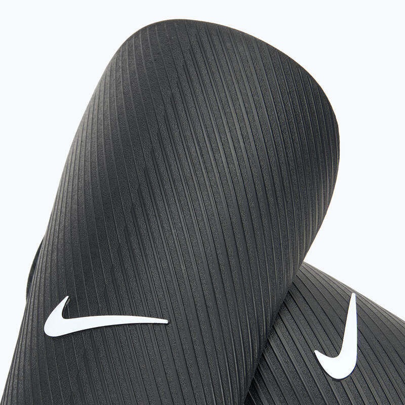 Ochraniacze piłkarskie Nike J Guard-CE czarne SP2162 010