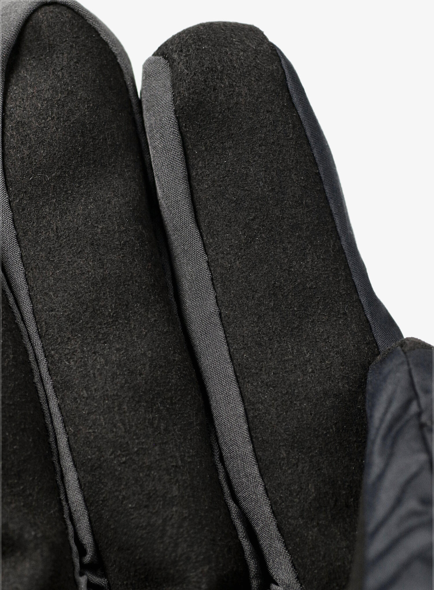 Gants Under armour modèle 49736257601875 pour homme 6/7