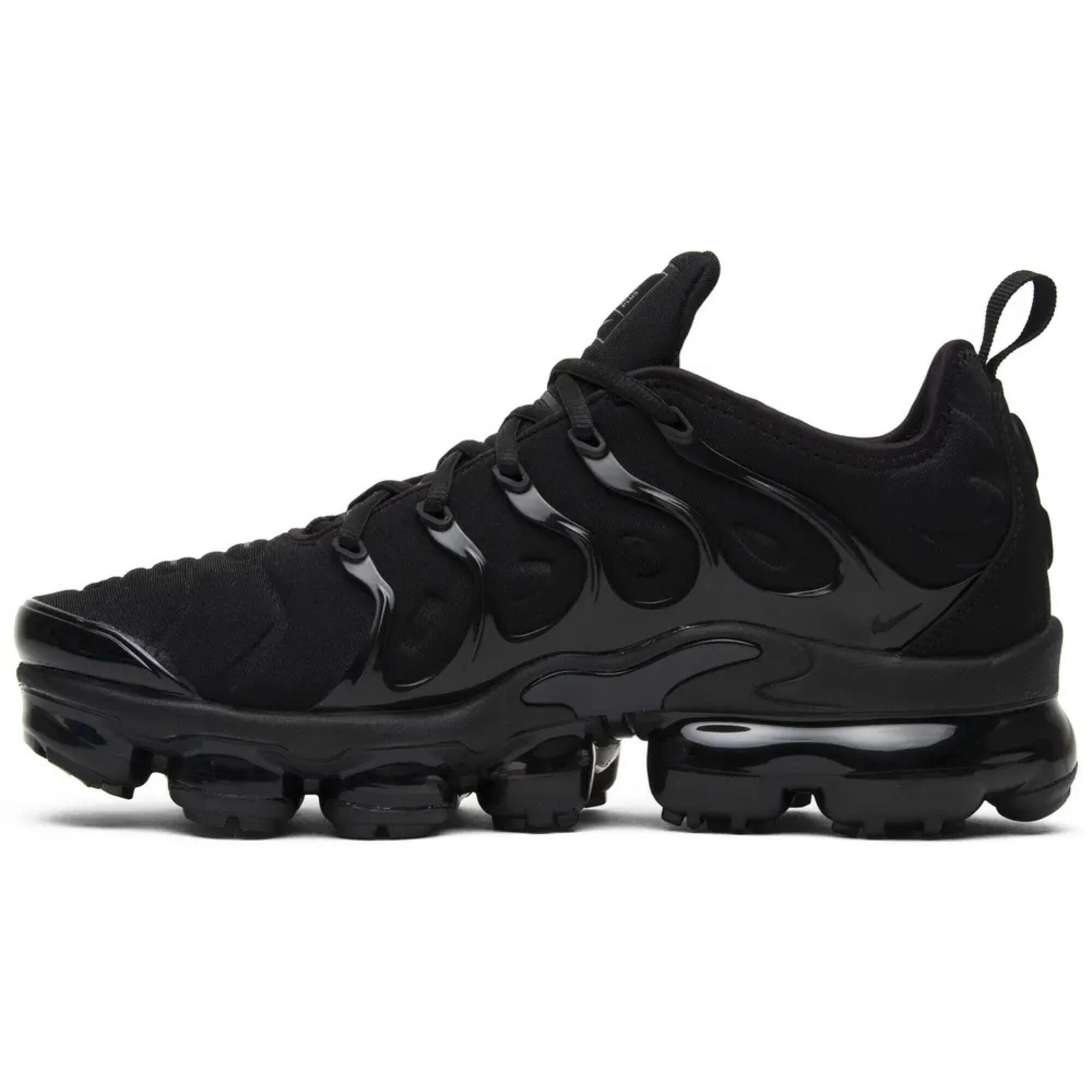 Nike Air VaporMax Plus Triple Black 2/5