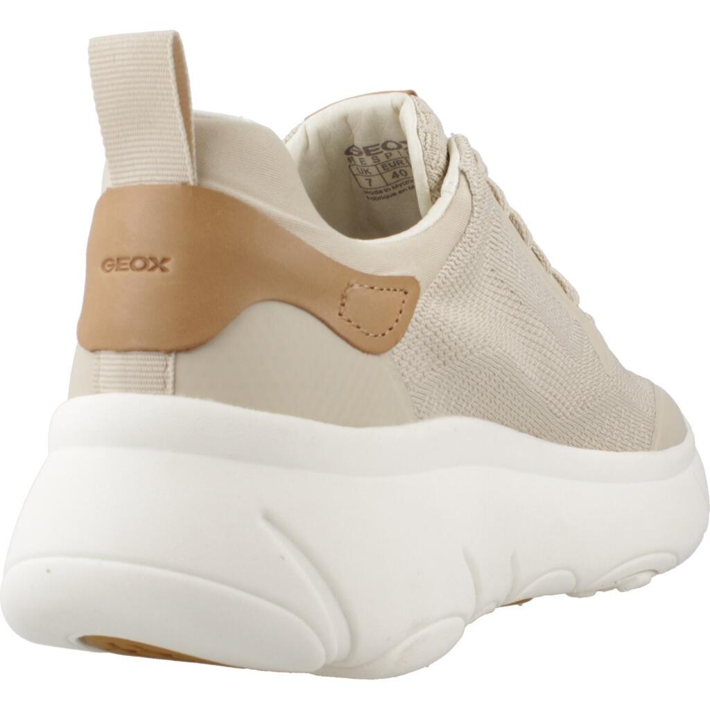 Sneakers Geox Model D Nebula 2.0 X Kleur Beige 3/5