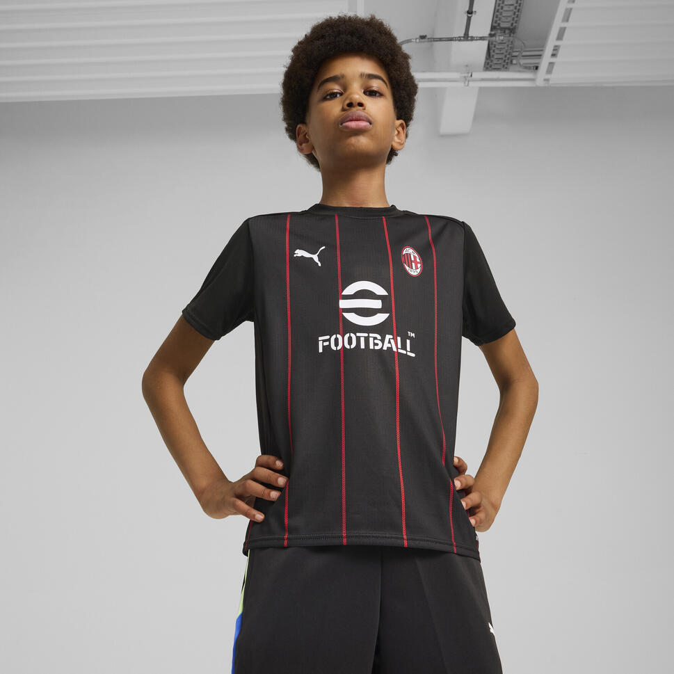 Młodzieżowa koszulka przedmeczowa AC Milan PUMA Black For All Time Red