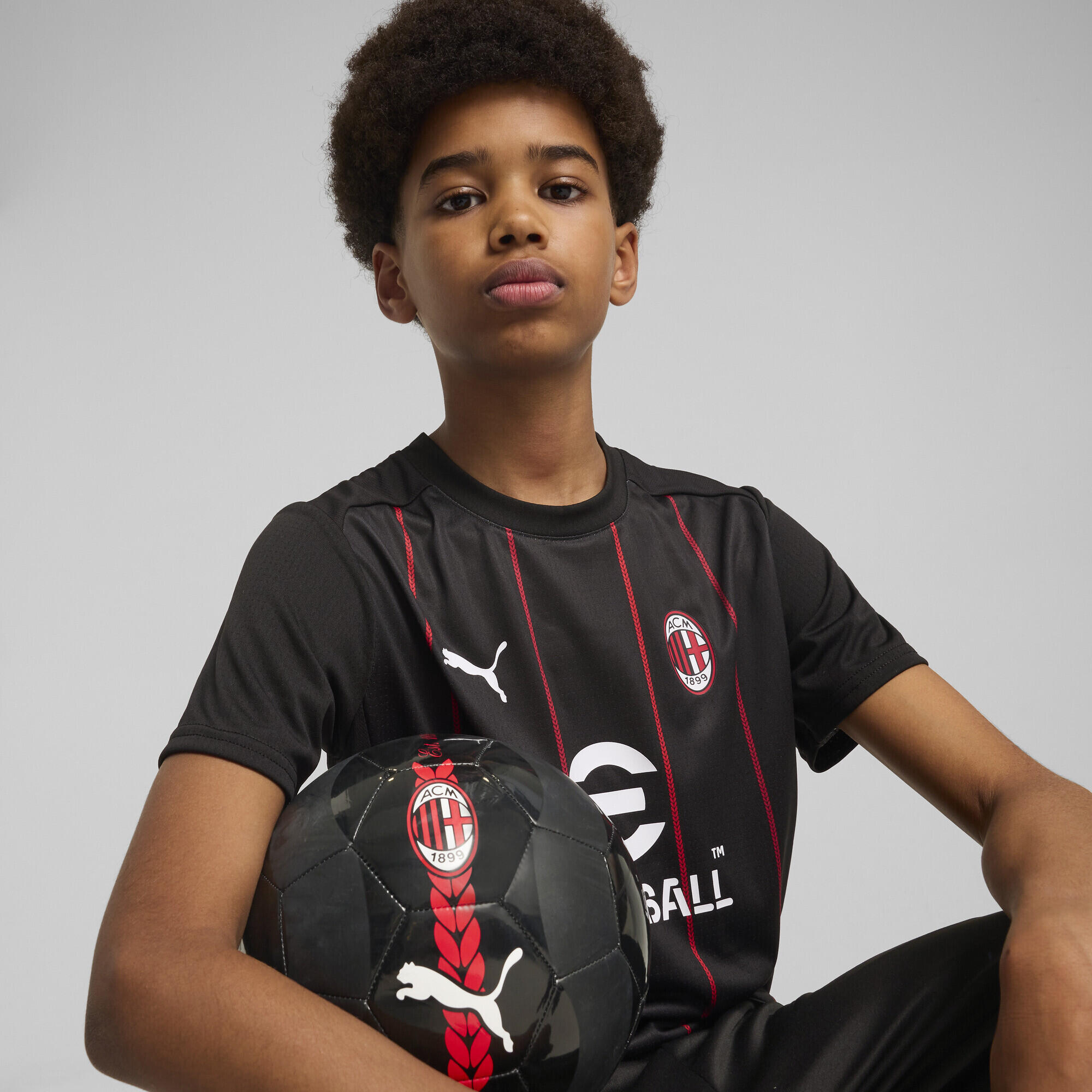 Maillot d’avant-match AC Milan Enfant et Adolescent PUMA 3/7