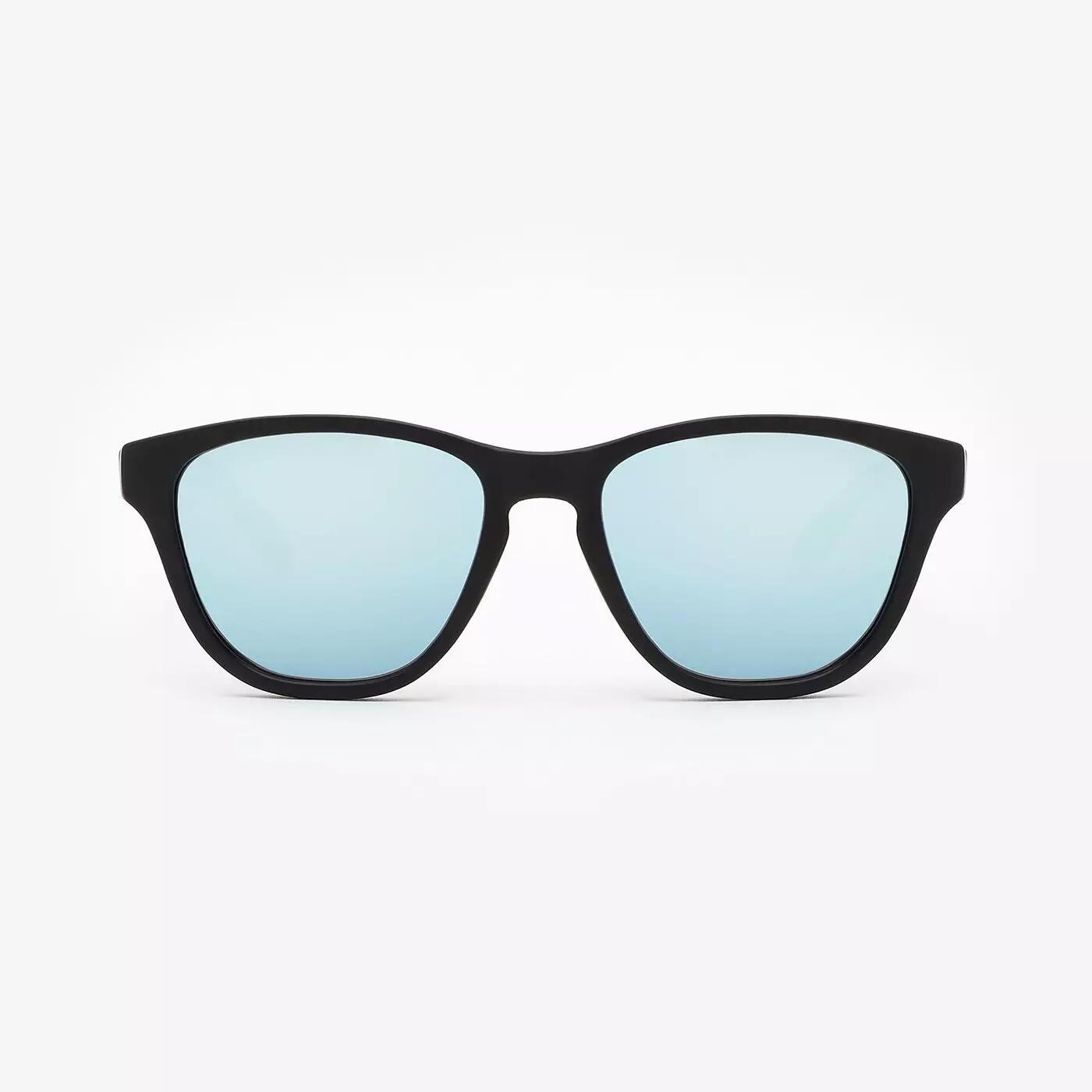 OKULARY HAWKERS X MESSI- CARBON BLACK BLUE CHROME ONE 2/6