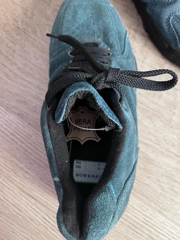 Entre Particuliers - Chaussures de randonnée 3/4