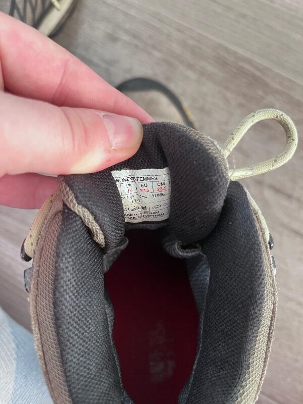 Entre Particuliers - Chaussures de randonnée 4/5
