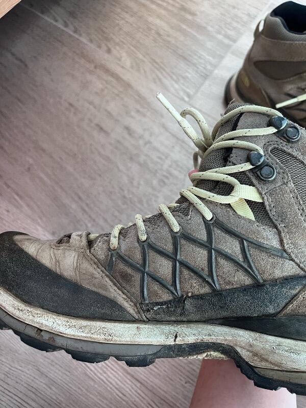 Entre Particuliers - Chaussures de randonnée 3/5
