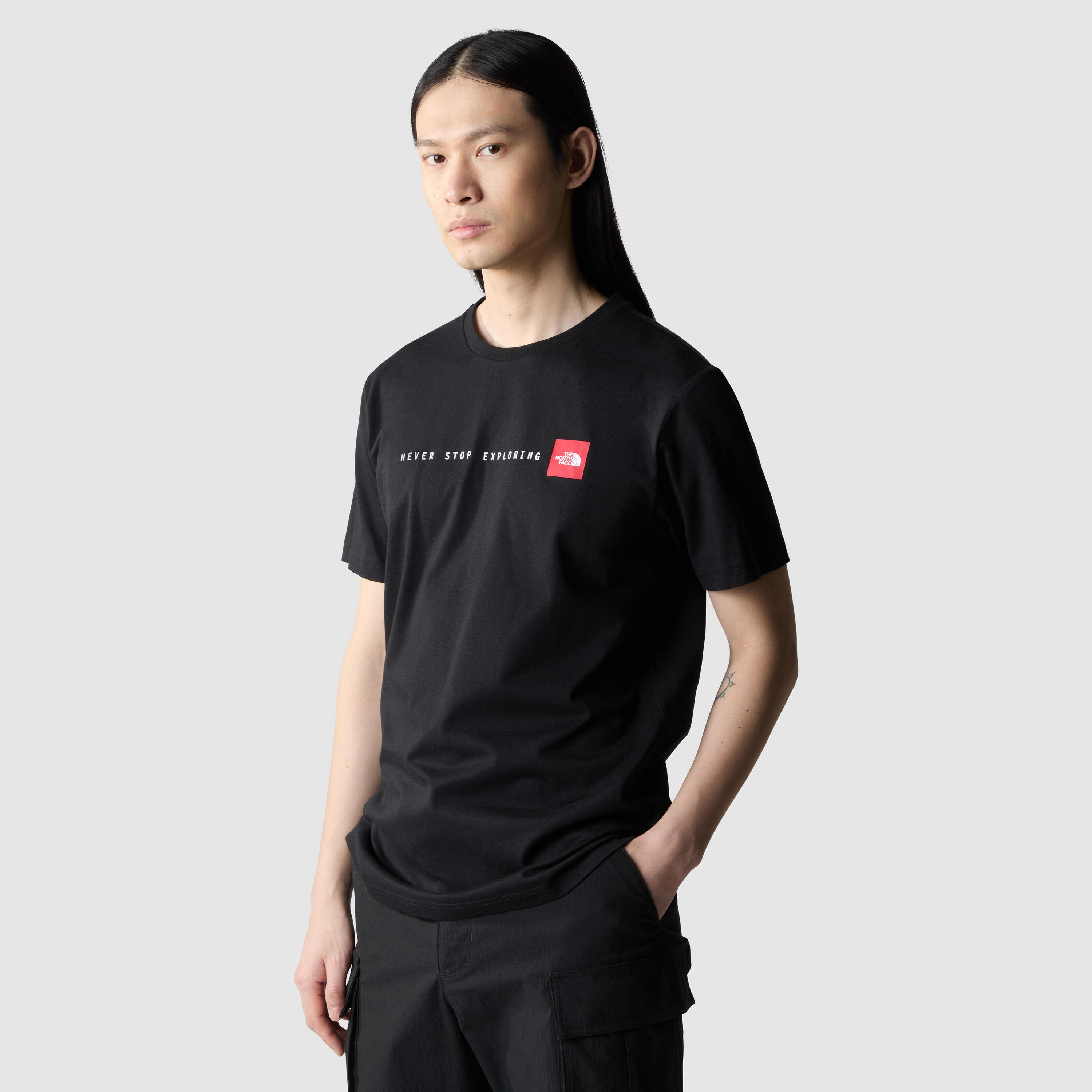 T-shirt Never Stop Exploring Noir - NF0A87NSJK3 2/5