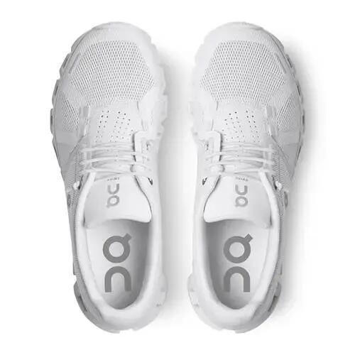 Chaussures Femmes On Running Cloud 5 blanc 3/5