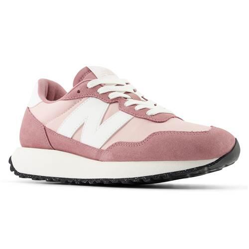 NEW BALANCE picture