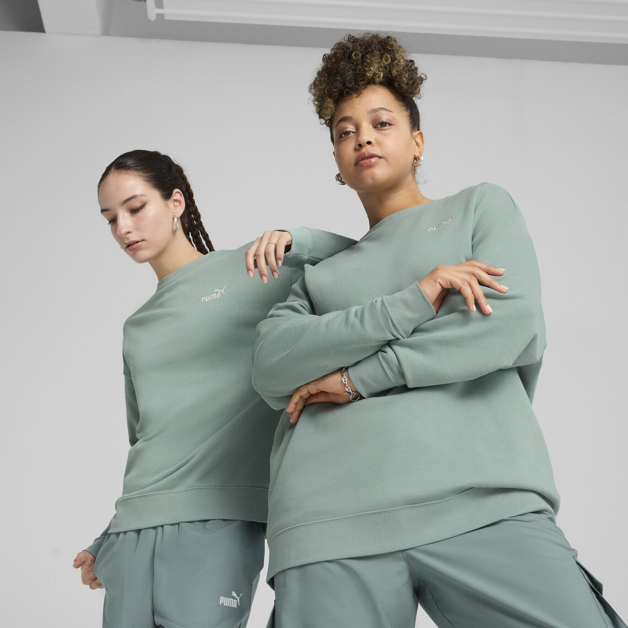 Sweat ras du cou à petit logo N° 1 Logo ESS Femme PUMA Green Moon 2/7