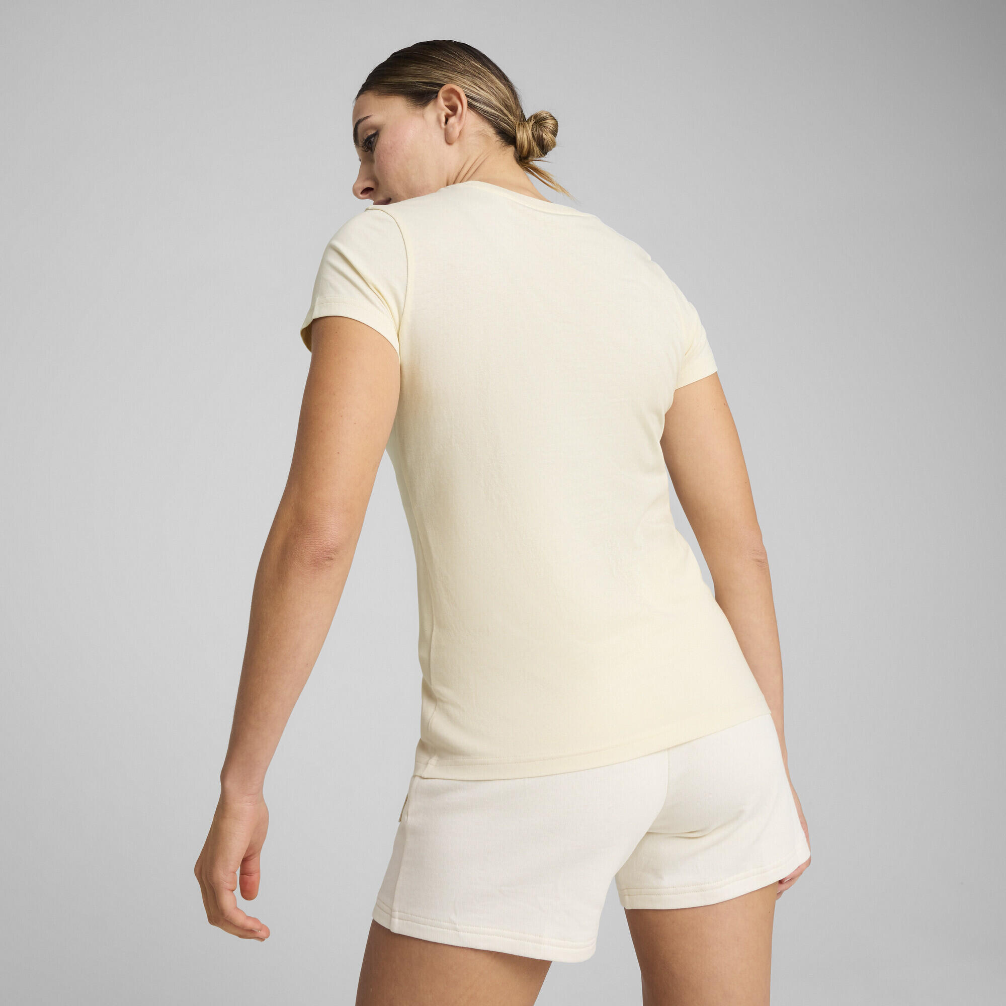 T-shirt ESS ELEVATED da donna PUMA No Dye Color Mix 3/7