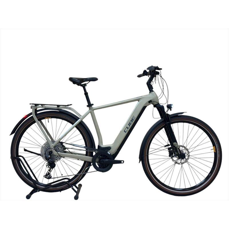 Reconditionné - Vélo électrique Cube Kathmandu Hybrid Pro 625 - comme neuf 